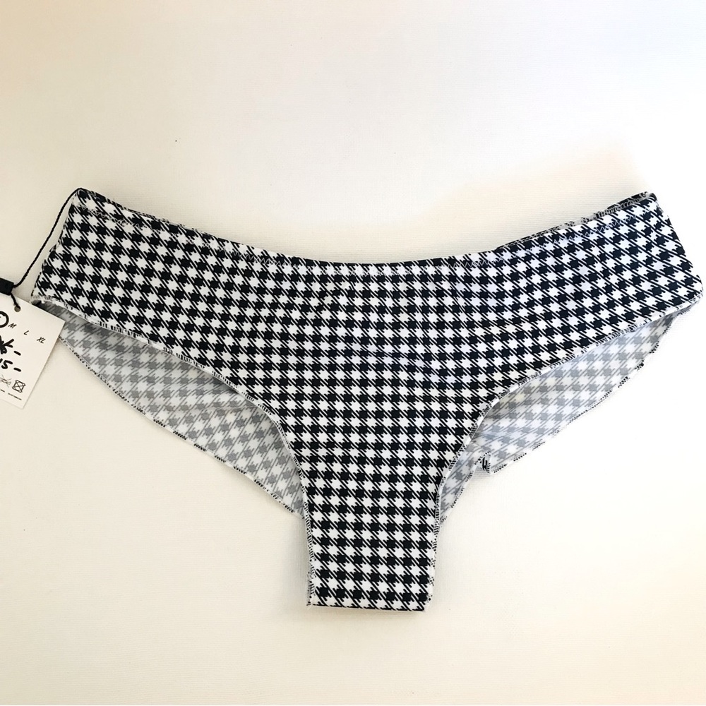 NWT Fuller Coverage Cheeky Imposters Bikini Bottoms BonVie